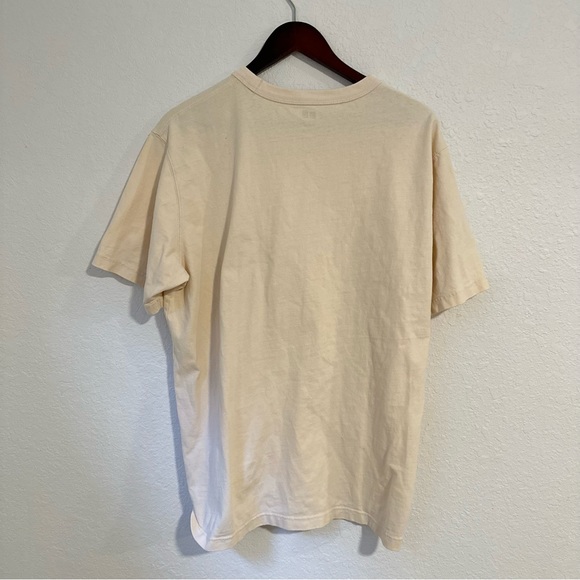 Uniqlo Tee - Picture 2 of 3